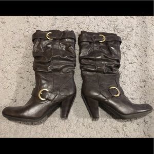 Relativity brown slouchy heeled boots